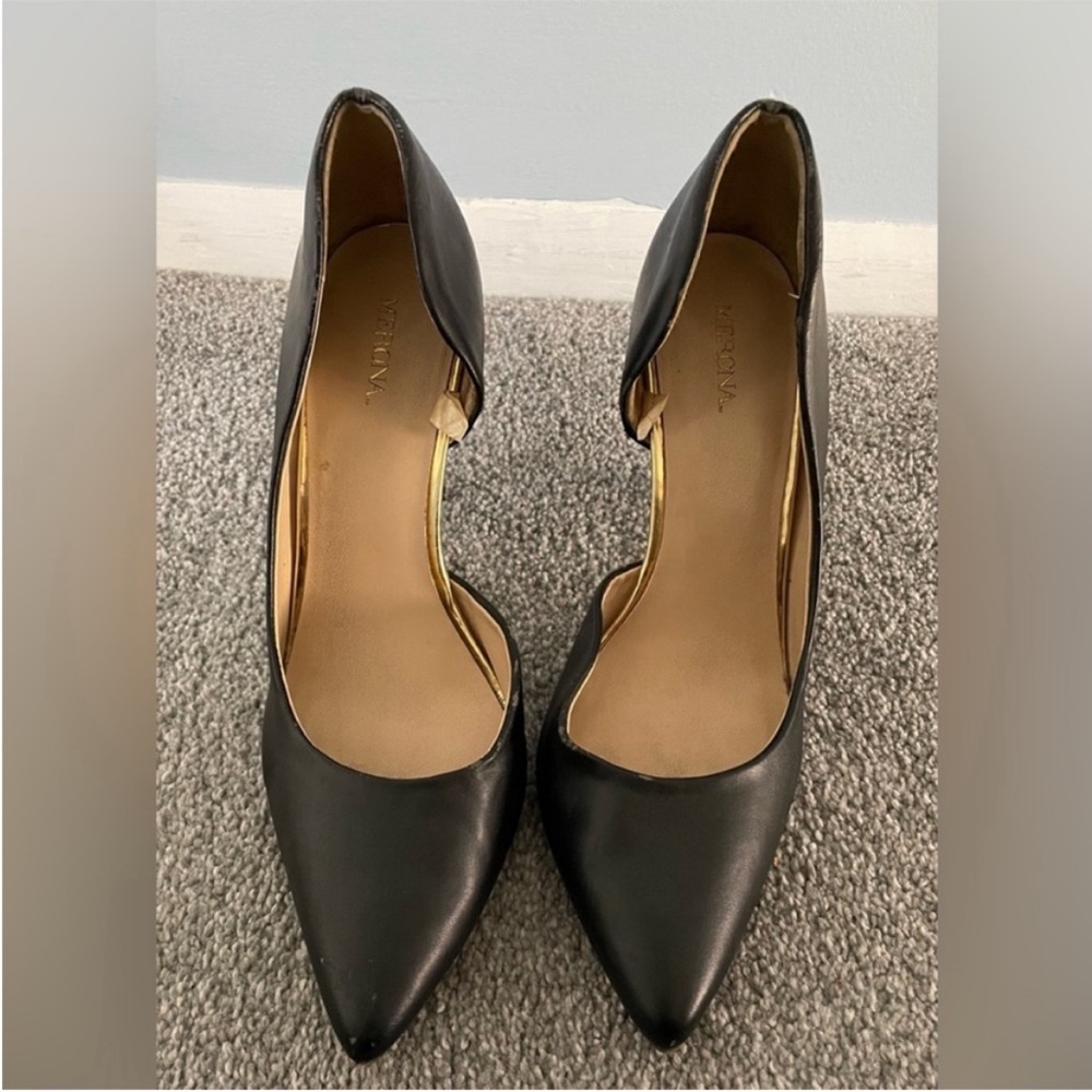 Merona Black Leather Pumps